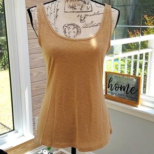Jennifer Lopez tank top, gold with gold flecks, M
